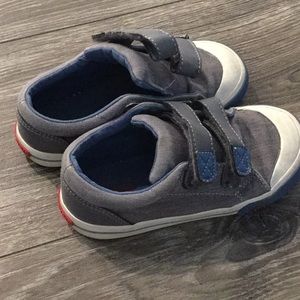Kai sneakers in great condition